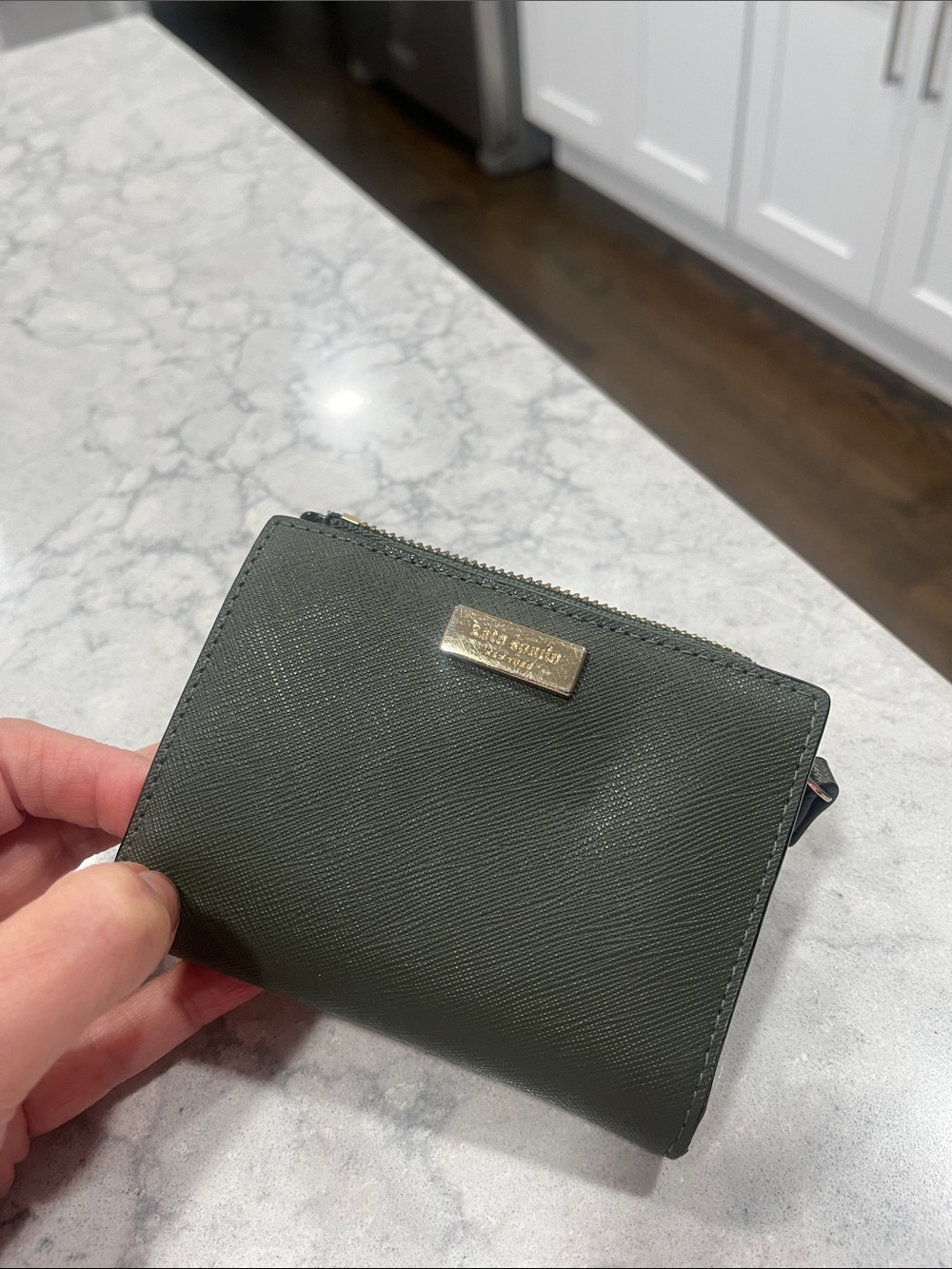 Kate Spade Olive Green Small Wallet-EUC